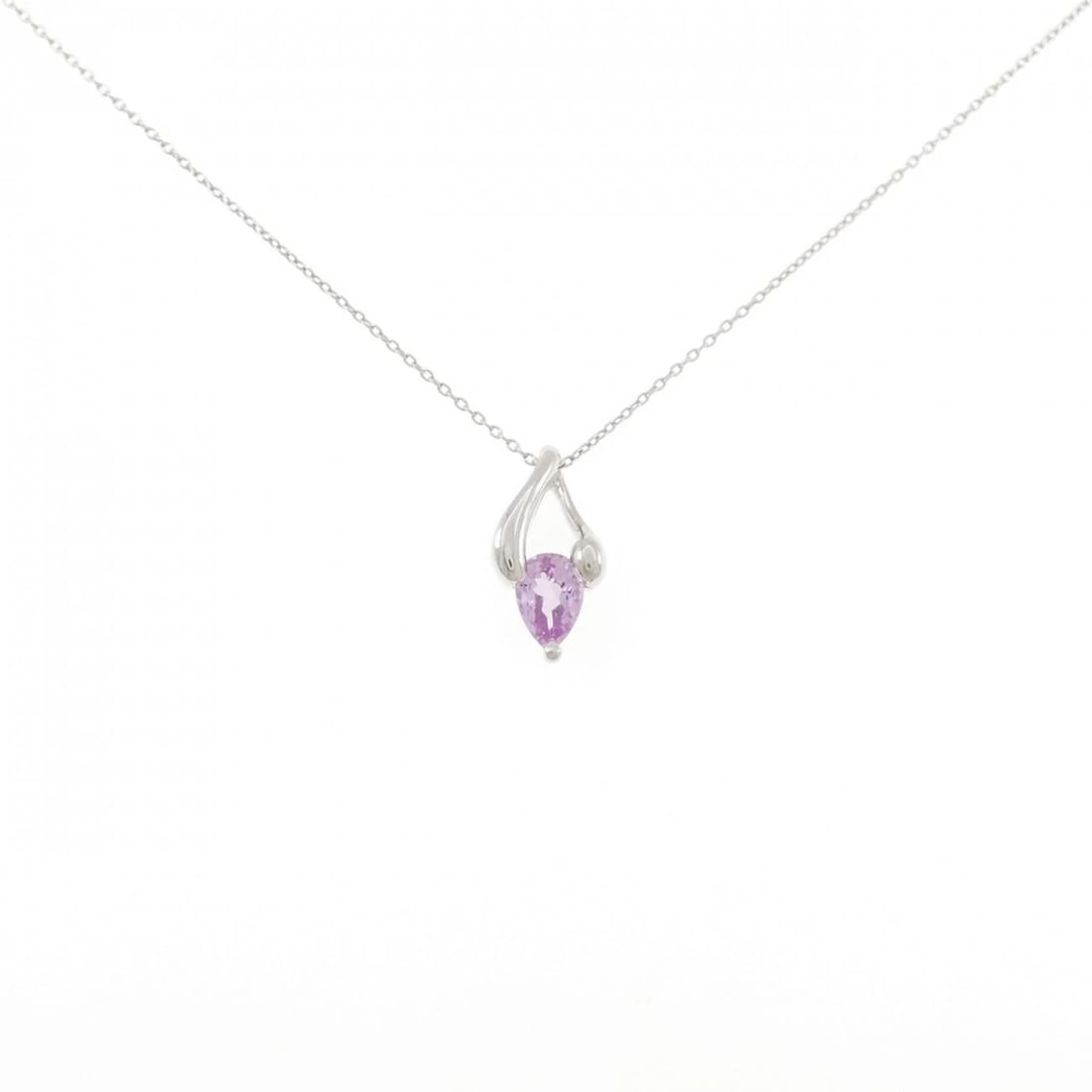 PT900/PT850 IMPERIAL TOPAZ NECKLACE: PT900/PT850 Imperial Topaz Necklace Brand: Unbranded Type/Style: Imperial Topaz Necklace Material: Platinum900/Platinum850, Main Stone Imperial Topaz Color: PT Size: Length: 45cm Accessories: None