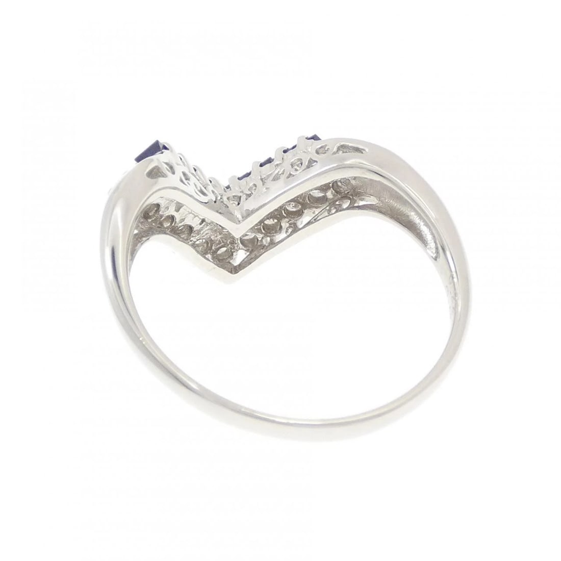 PT900 SAPPHIRE RING - 3
