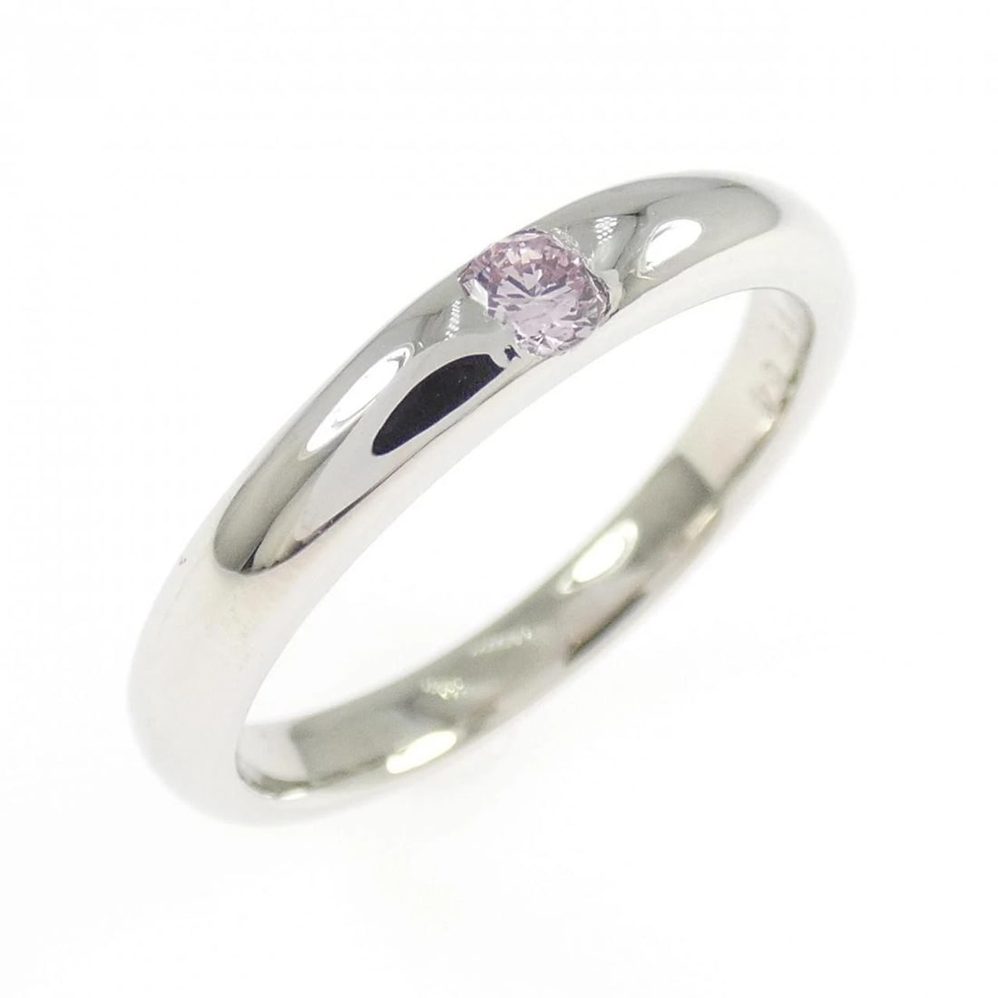 PT900 PINK DIAMOND RING: PT900 Pink Diamond Ring Brand: Unbranded Type/Style: Pink Diamond Ring Material: Platinum900, Main Stone Natural Color: PT Size: US5 3/4 Accessories: None Accessories Notice: When purchasing