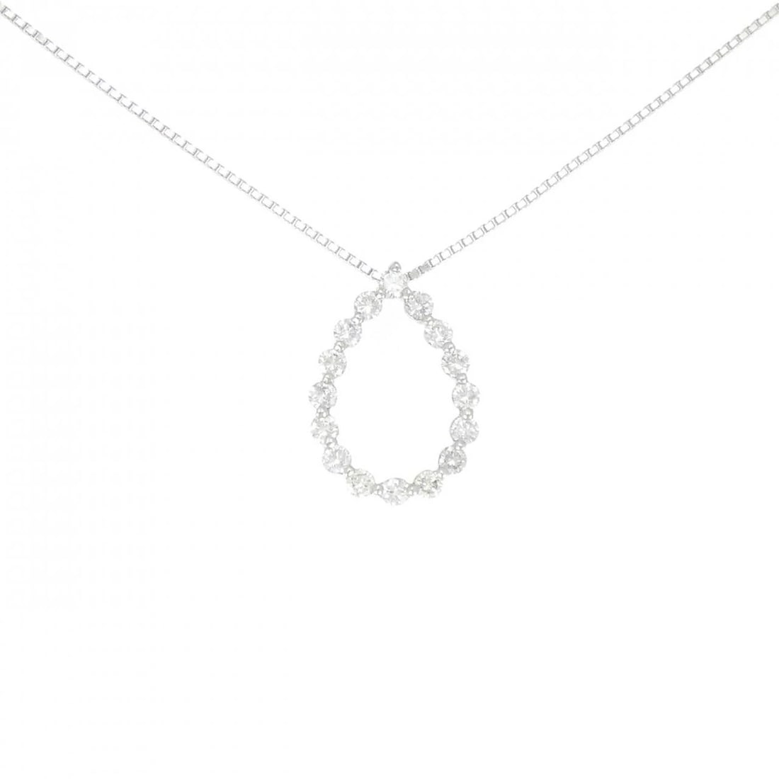 PT900/PT850 DIAMOND NECKLACE: PT900/PT850 Diamond Necklace Brand: Unbranded Type/Style: Diamond Necklace Material: Platinum900/Platinum850, Main Stone Natural Color: PT Size: Length: 50cm Accessories: None Accessories Notice: