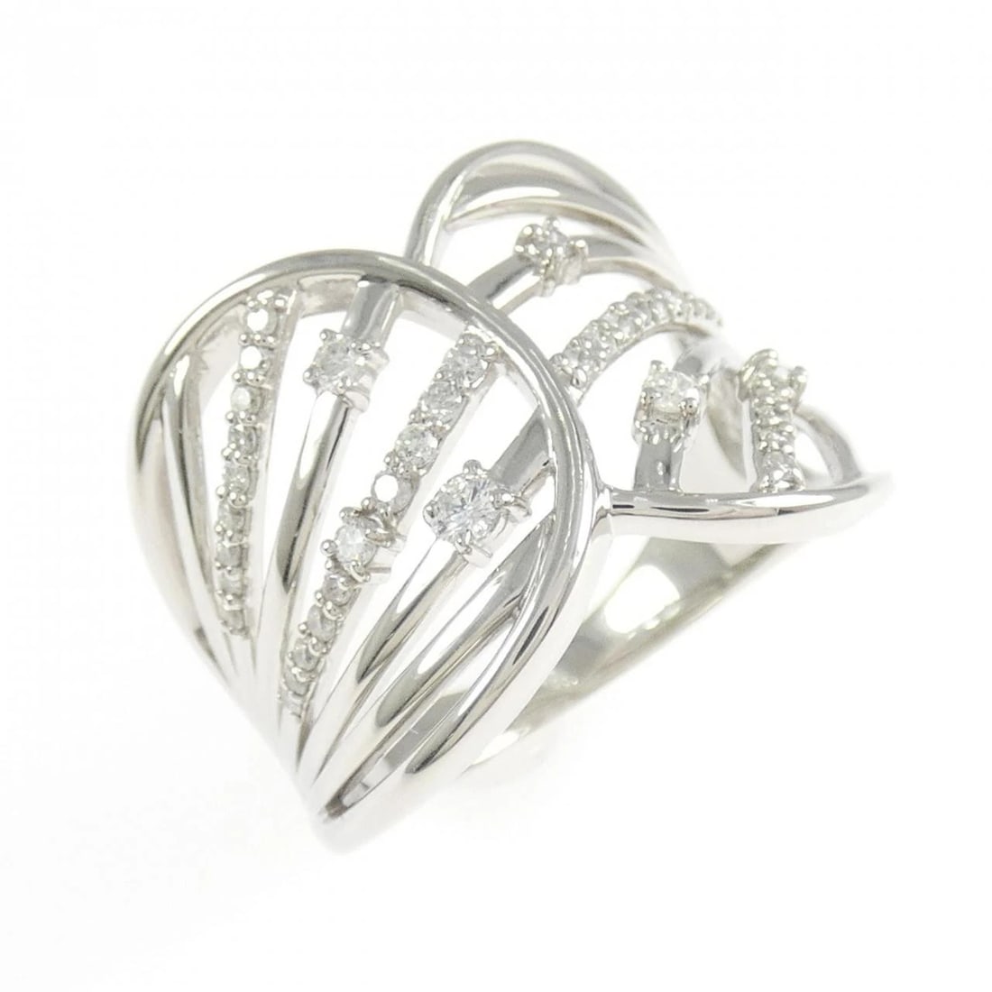 PT900 DIAMOND RING: PT900 Diamond Ring Brand: Unbranded Type/Style: Diamond Ring Material: Platinum900, Main Stone Natural Color: PT Size: US7 3/4 Accessories: None Accessories Notice: When purchasing pre-owned goods,