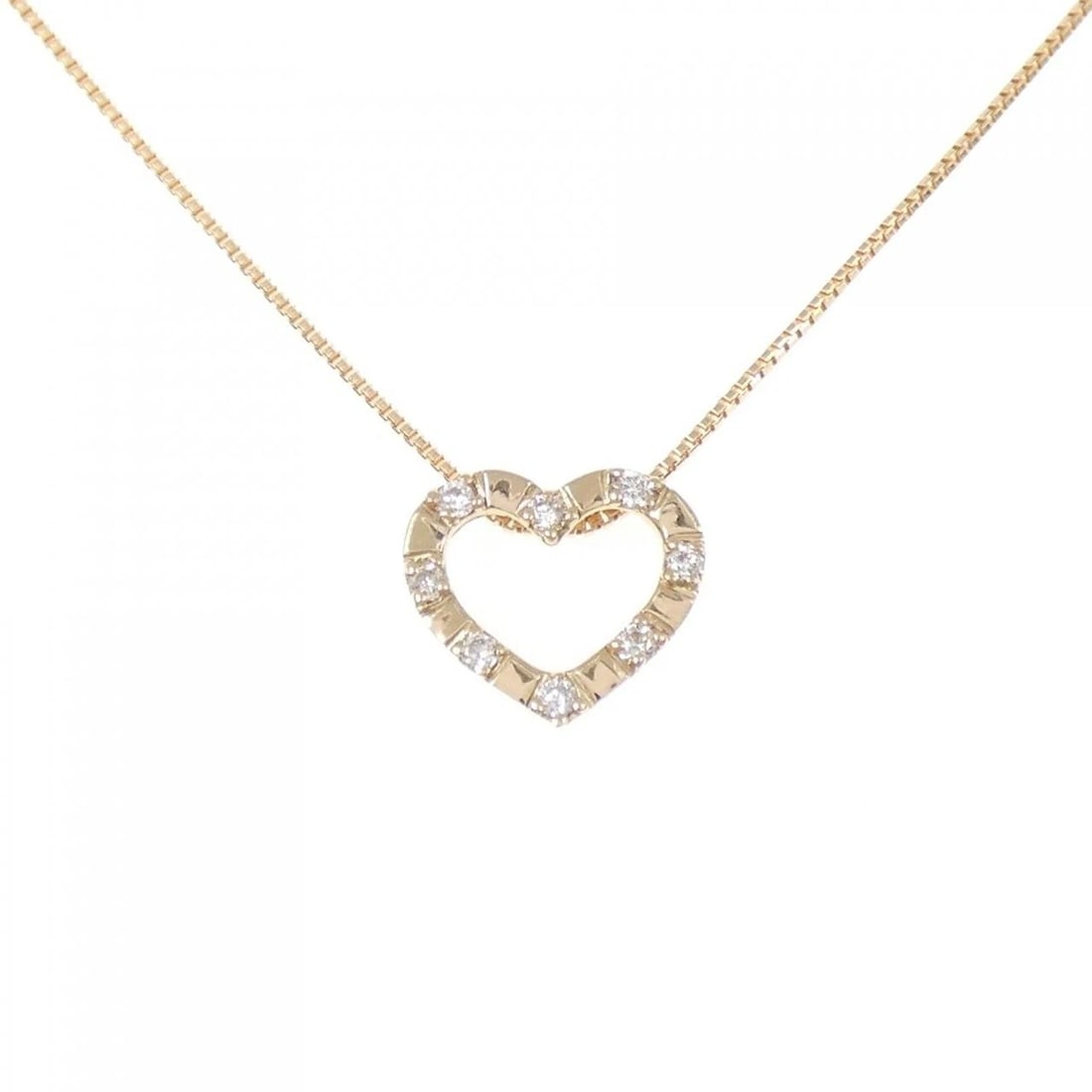 K18PG HEART DIAMOND NECKLACE: K18PG Heart Diamond Necklace Brand: Unbranded Type/Style: Diamond Necklace Material: K18 Pink Gold, Main Stone Natural Color: PG Size: Length: 40cm Accessories: None Accessories Notice: When