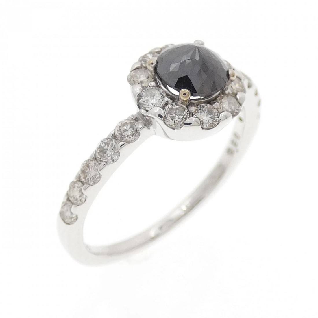 K18WG DIAMOND RING: K18WG Diamond Ring Brand: Unbranded Type/Style: Diamond Ring Material: K18 white gold, Main Stone Natural Color: WG Size: US6 1/4 Accessories: None Accessories Notice: When purchasing pre-owned
