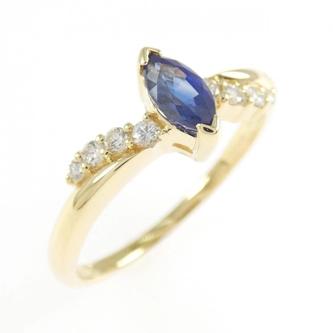 K18YG SAPPHIRE RING: K18YG Sapphire Ring Brand: Unbranded Type/Style: Sapphire Ring Material: K18 yellow gold, Main Stone Sapphire, Natural Color: YG Size: US6 1/2 Accessories: None Accessories Notice: When purchasing