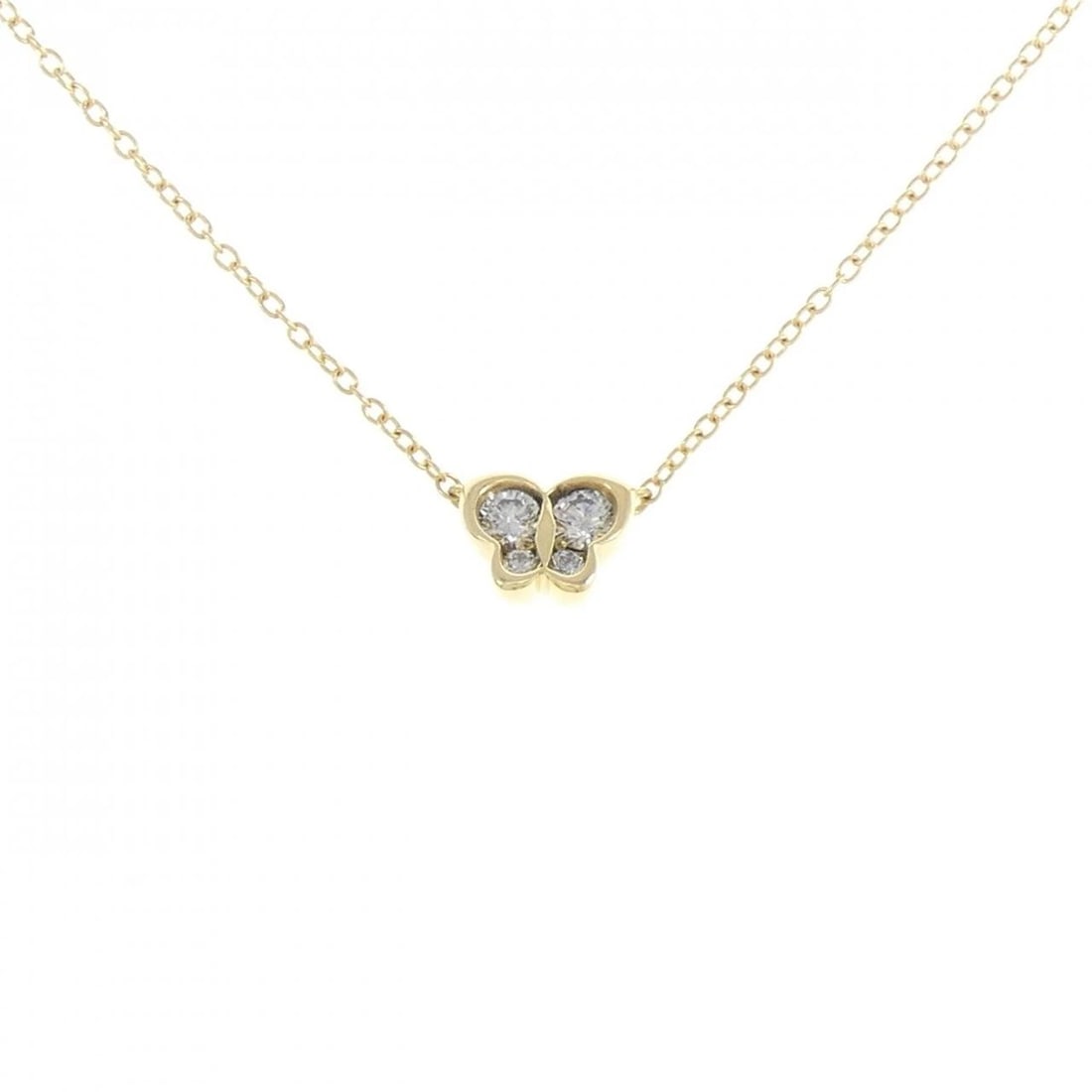 K18YG BUTTERFLY DIAMOND NECKLACE: K18YG Butterfly Diamond Necklace Brand: Unbranded Type/Style: Diamond Necklace Material: K18 yellow gold, Main Stone Natural Color: YG Size: Length: 41cm Accessories: None Accessories Notice: When