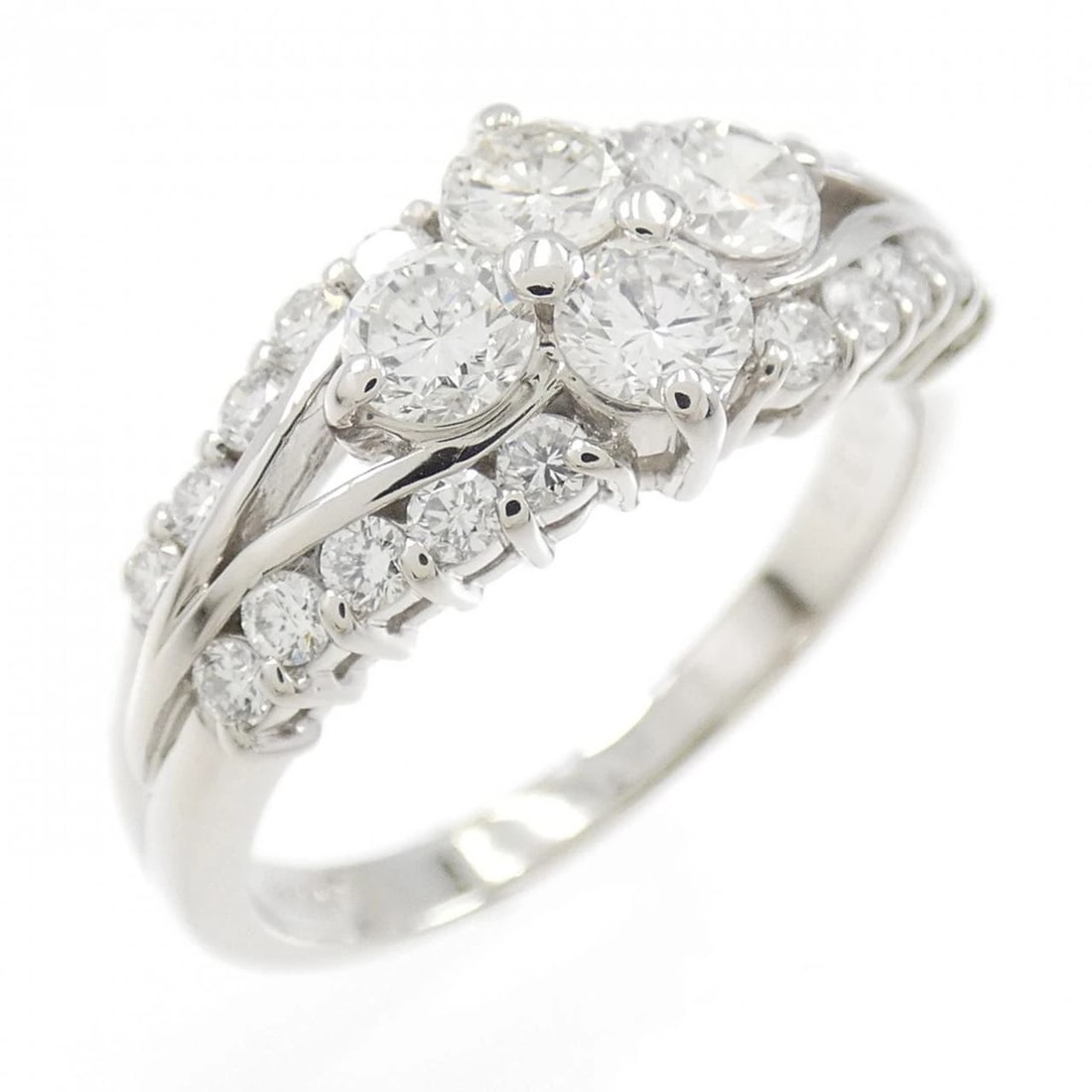 PT900 DIAMOND RING: PT900 Diamond Ring Brand: Unbranded Type/Style: Diamond ring Material: Platinum900, Main Stone Natural Color: PT Size: US5 3/4 Accessories: None Accessories Notice: When purchasing pre-owned goods,