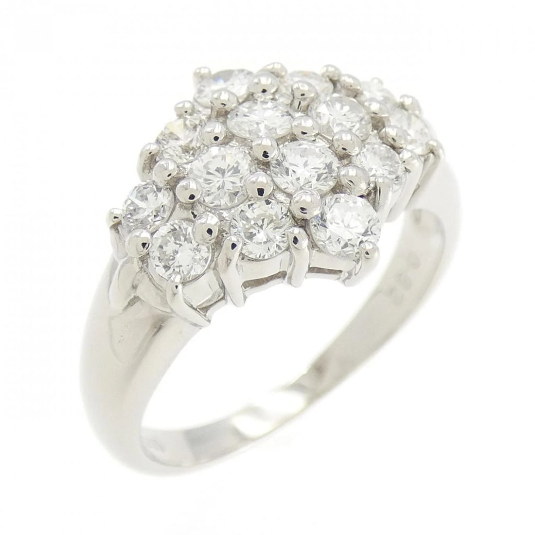 PT DIAMOND RING: PT Diamond Ring Brand: Unbranded Type/Style: Diamond Ring Material: Platinum, Main Stone Natural Color: PT Size: US5 3/4 Accessories: None Accessories Notice: When purchasing pre-owned goods, please