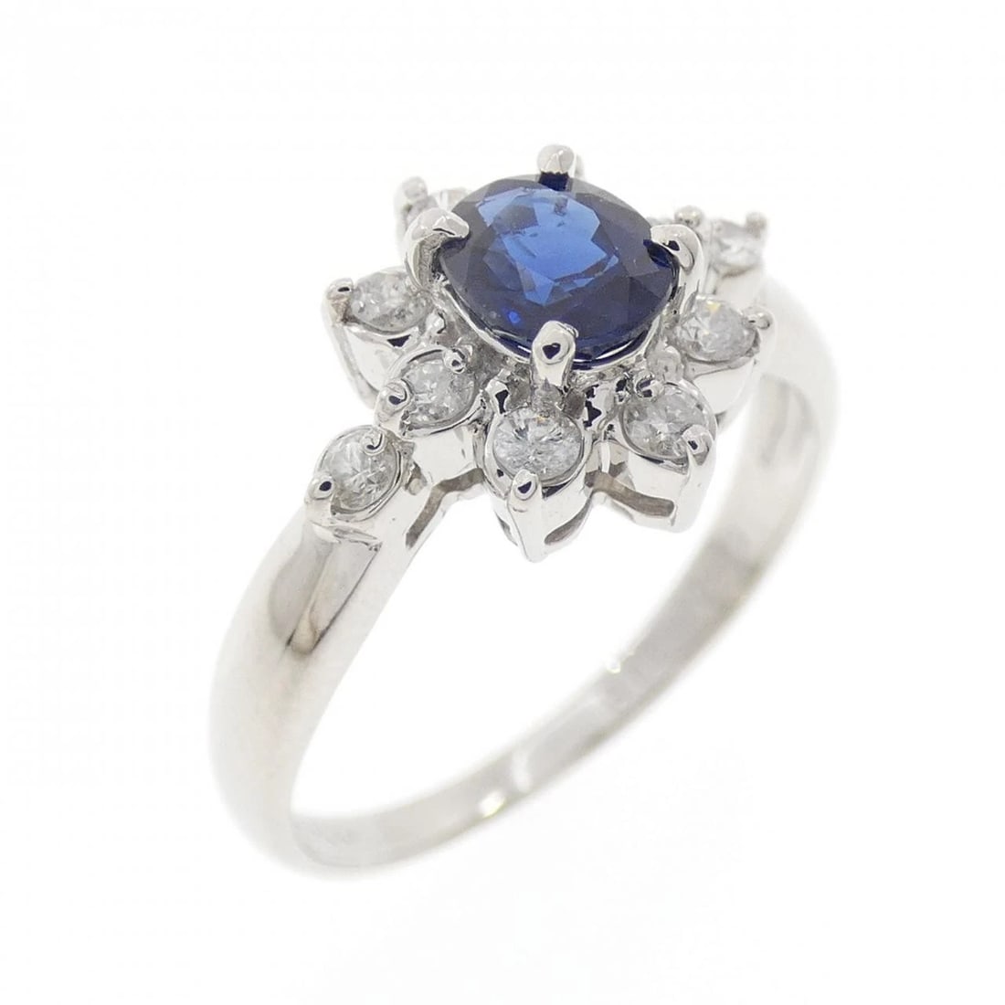 PT900 SAPPHIRE RING: PT900 Sapphire Ring Brand: Unbranded Type/Style: Sapphire Ring Material: Platinum900, Main Stone Sapphire, Natural Color: PT Size: US5.75 Accessories: None Accessories Notice: When purchasing