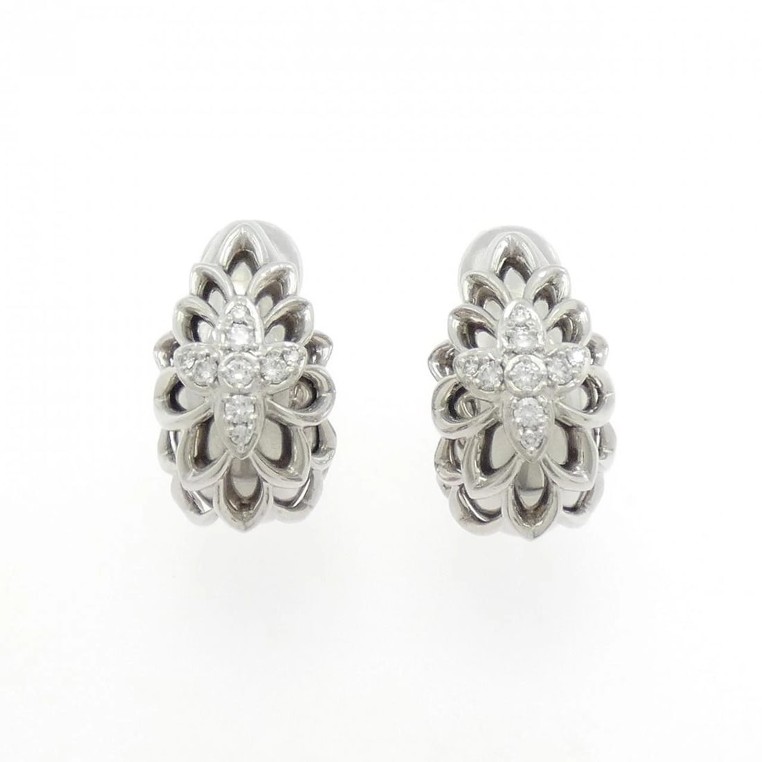 PT950 DIAMOND EARRING: PT950 Diamond Earring Brand: Unbranded Type/Style: Diamond Pierce/Earring Material: Platinum950, Main Stone Natural Color: PT Size: Actual Size: Approx. length x width: 23.5mm x 13.8mm Accessories: