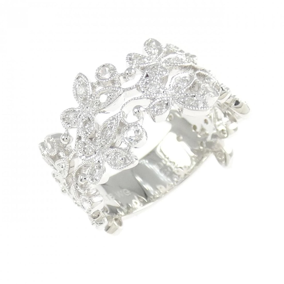 K18WG WHITE SAPPHIRE RING: K18WG White Sapphire Ring Brand: Unbranded Type/Style: White Sapphire Ring Material: K18 white gold, Main Stone White Sapphire, Natural Color: WG Size: US 7 Accessories: None Accessories Notice: When