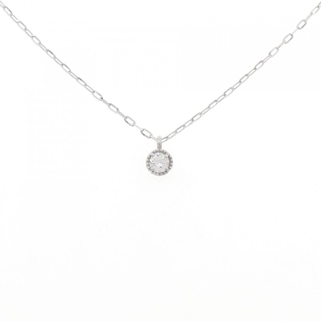 K18WG SOLITAIRE DIAMOND NECKLACE: K18WG Solitaire Diamond Necklace Brand: Unbranded Type/Style: Diamond Necklace Material: K18 white gold, Main Stone Natural Color: WG Size: Length: 50cm Accessories: None Accessories Notice: When