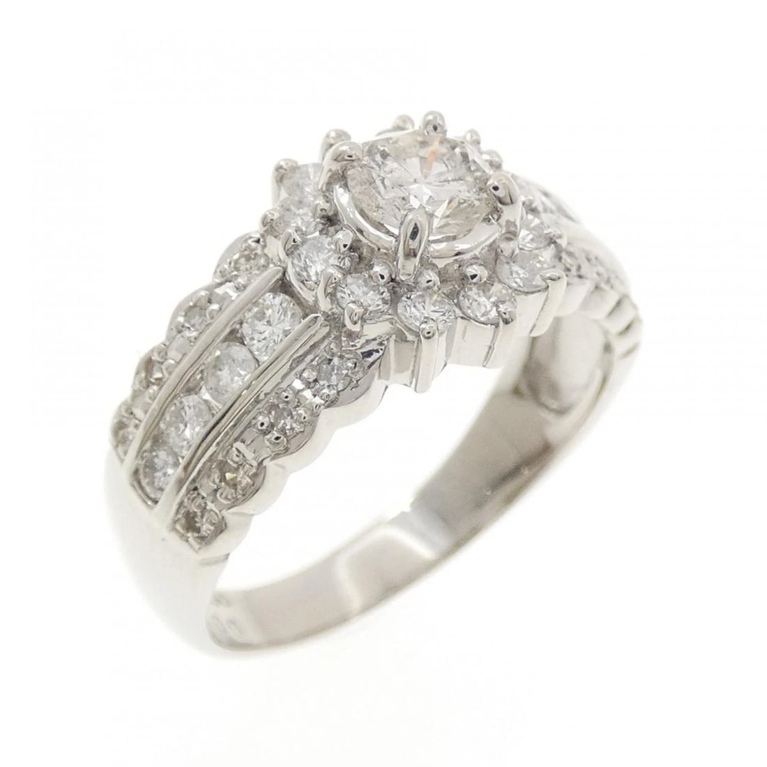 PT900 DIAMOND RING: PT900 Diamond Ring Brand: Unbranded Type/Style: Diamond Ring Material: Platinum900, Main Stone Natural Color: PT Size: US7 1/4 Accessories: None Accessories Notice: When purchasing pre-owned goods,