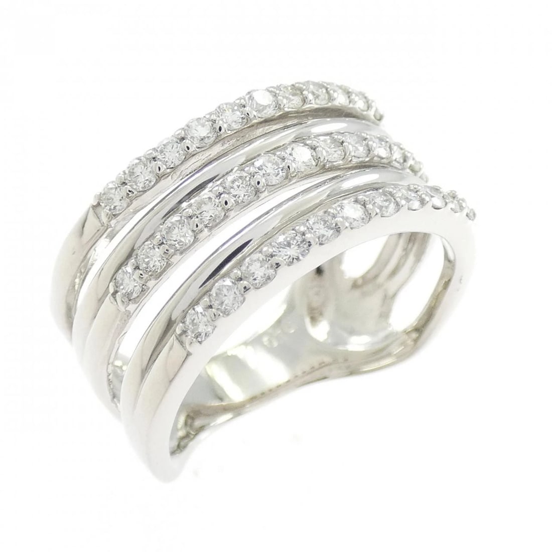 PT900 DIAMOND RING: PT900 Diamond Ring Brand: Unbranded Type/Style: Diamond Ring Material: Platinum900, Main Stone Natural Color: PT Size: US8 1/4 Accessories: None Accessories Notice: When purchasing pre-owned goods,