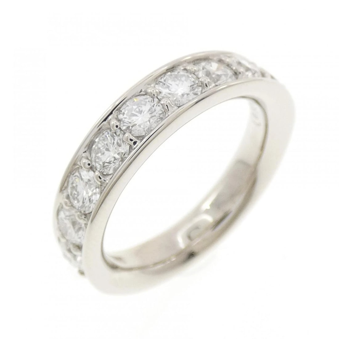 PT900 DIAMOND RING: PT900 Diamond Ring Brand: Unbranded Type/Style: Diamond Ring Material: Platinum900, Main Stone Natural Color: PT Size: US5 1/4 Accessories: None Accessories Notice: When purchasing pre-own