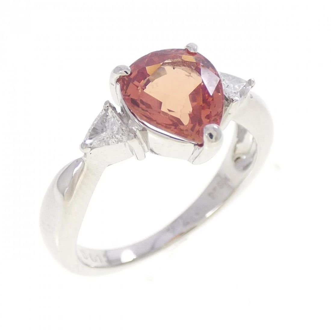 K18WG SAPPHIRE RING: K18WG Sapphire Ring Brand: Unbranded Type/Style: Sapphire Ring Material: K18 white gold, Main Stone Sapphire, Natural Color: WG Size: US5 Accessories: None Accessories Notice: When purchasing