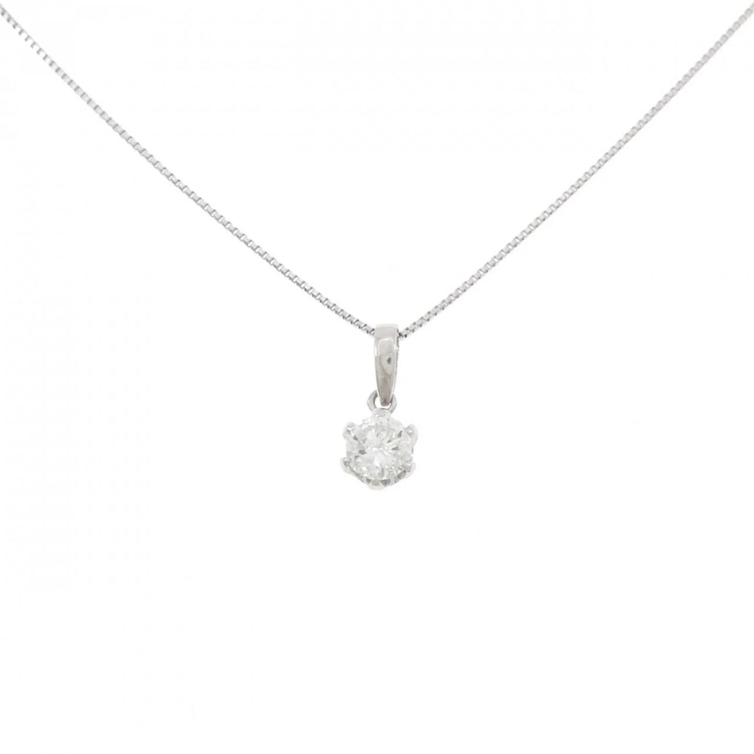 PT900/PT850 SOLITAIRE DIAMOND NECKLACE: PT900/PT850 Solitaire Diamond Necklace Brand: Unbranded Type/Style: Diamond Necklace Material: Platinum900/Platinum850, Main Stone Natural Color: PT Size: Length: 45cm Accessories: None Accessories