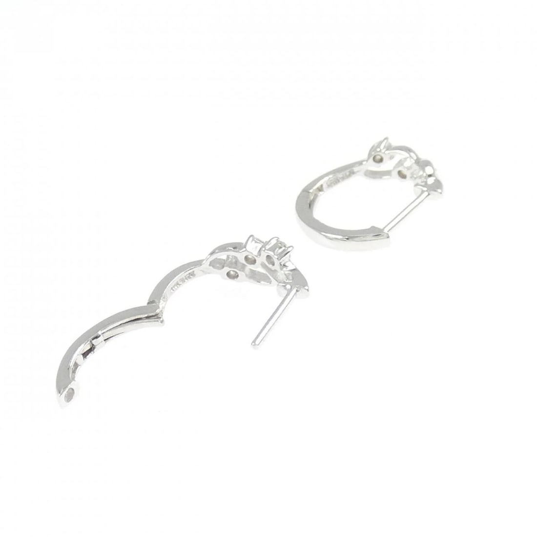 K18WG DIAMOND PIERCE - 3