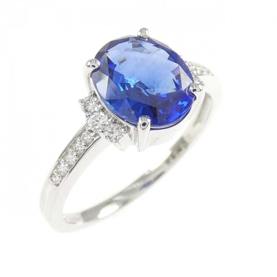 PT950 SAPPHIRE RING: PT950 Sapphire Ring Brand: Unbranded Type/Style: Sapphire Ring Material: Platinum950, Main Stone Natural Color: PT Size: US6 1/2 Accessories: None Accessories Notice: When purchasing pre-owned goods,