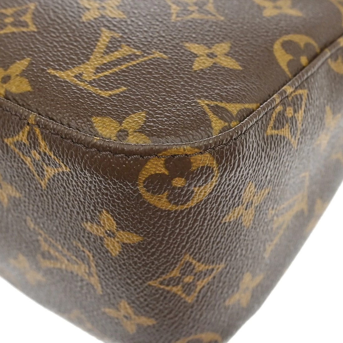 LOUIS VUITTON MONOGRAM LOOPING MM HANDBAG - 4
