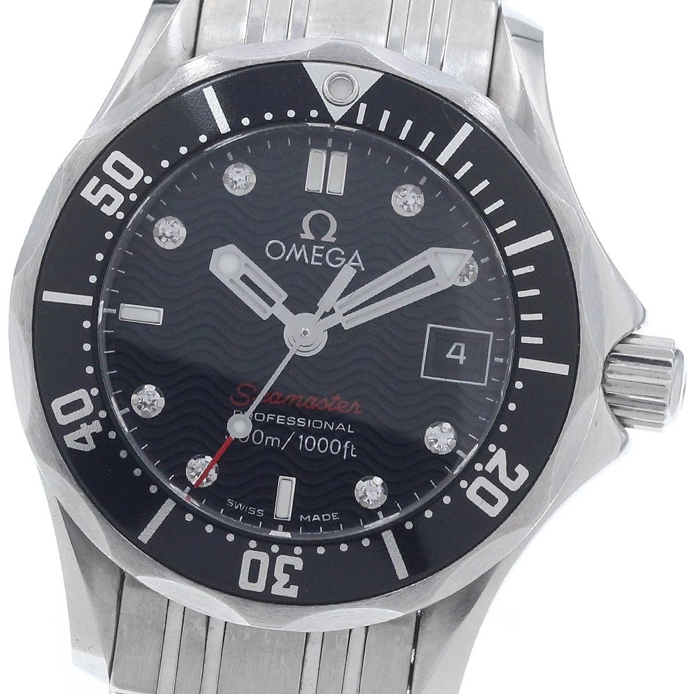 OMEGA SEAMASTER DIAMOND QUARTZ WATCH: OMEGA Seamaster diamond Quartz Watch Brand: OMEGA Type/Style: Wristwatch Material: Band Material Stainless Steel, Case Material Stainless Steel Color: Dial Color black Size: Case Size About28mm