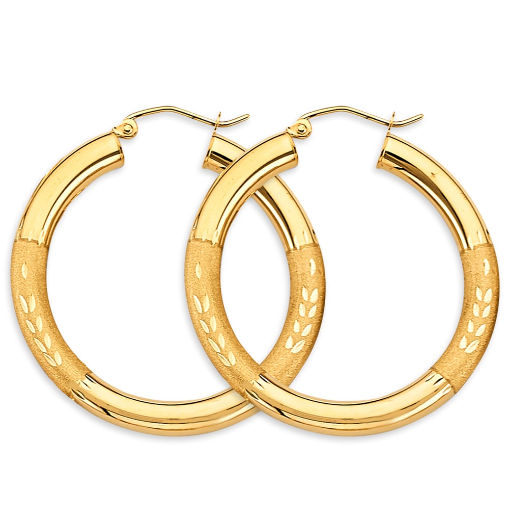 14KY BUDDED DC ROUND TUBE HOOP EARRINGS: 14KY Budded DC Round Tube Hoop Earrings Material Type : 14k Gold Material Color : Yellow Avg. Weight: 2.76 Gr. Size: Height : 35 mm, Width : 35 mm Accessories: None Notice: When purchasing pre-owned