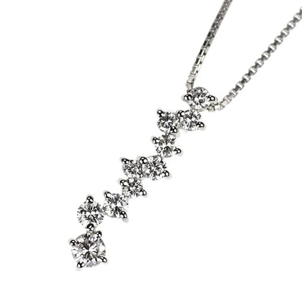 SEIKO PT900/ PT850 DIAMOND PENDANT NECKLACE: Seiko Pt900/ Pt850 Diamond Pendant Necklace Brand: None Type/Style: pendant necklace Material: Pt900/Pt850, Main Stone Natural Color: None Size: Chain Length: 40cm Accessories: None Accessories
