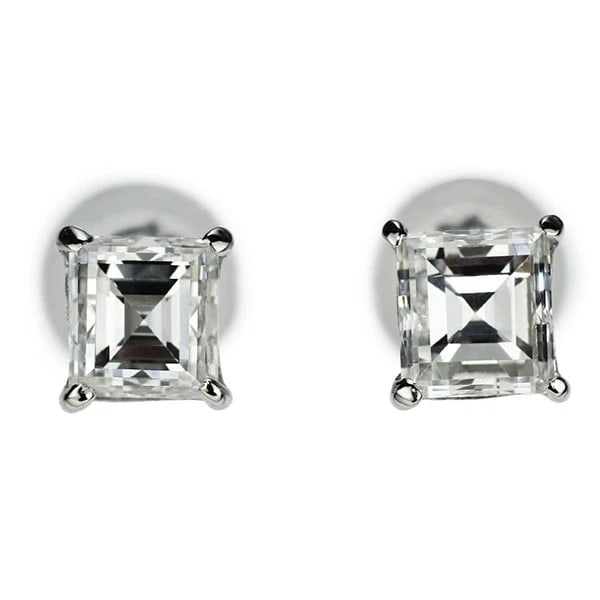 PT900 CALECUT DIAMOND EARRINGS: Pt900 Calecut Diamond Earrings Brand: None Type/Style: piercing Material: Pt900, Main Stone Natural Color: Pt Size: Length/Width/Diameter 4.7 Accessories: None Accessories Notice: When purchasing