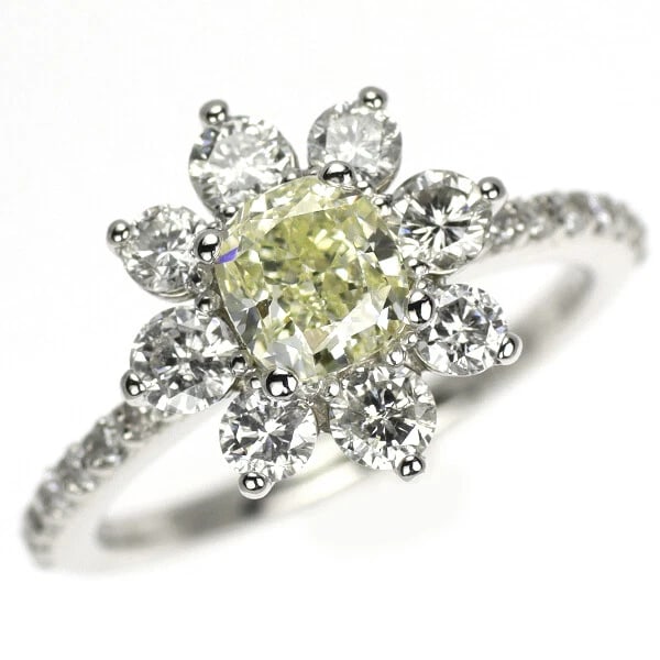 PT950 CUSHION CUT DIAMOND RING: Pt950 Cushion Cut Diamond Ring Brand: None Type/Style: Ring Material: Pt950, Main Stone Natural Color: Pt Size: 6 US Accessories: None Accessories Notice: When purchasing pre-owned goods,