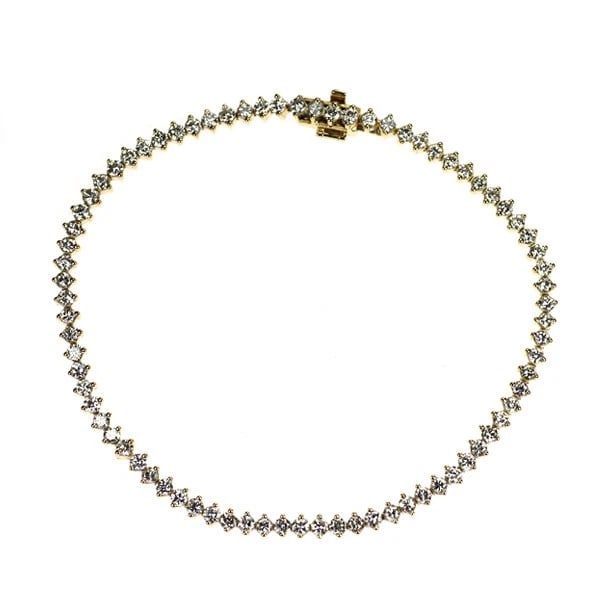 K18YG DIAMOND TENNIS BRACELET: K18YG diamond tennis bracelet Brand: None Type/Style: bracelets Material: K18YG, Main Stone Natural Color: YG Size: Necklace: Chain Length 18cm Length/Width/Diameter 3.2 Accessories: None Accessories