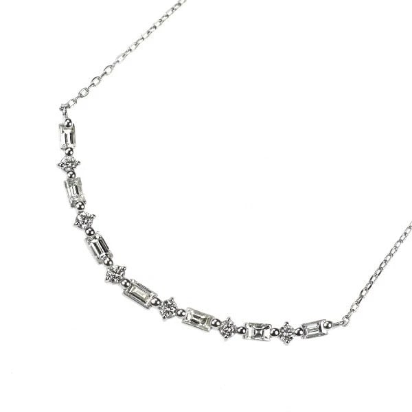 PT900/ PT850 DIAMOND PENDANT NECKLACE: Pt900/ Pt850 Diamond Pendant Necklace Brand: None Type/Style: pendant necklace Material: Pt900, Main Stone Natural Color: None Size: Chain Length 48.5cm Accessories: None Accessories Notice: When