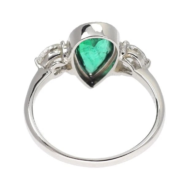 PT900 EMERALD DIAMOND RING - 2