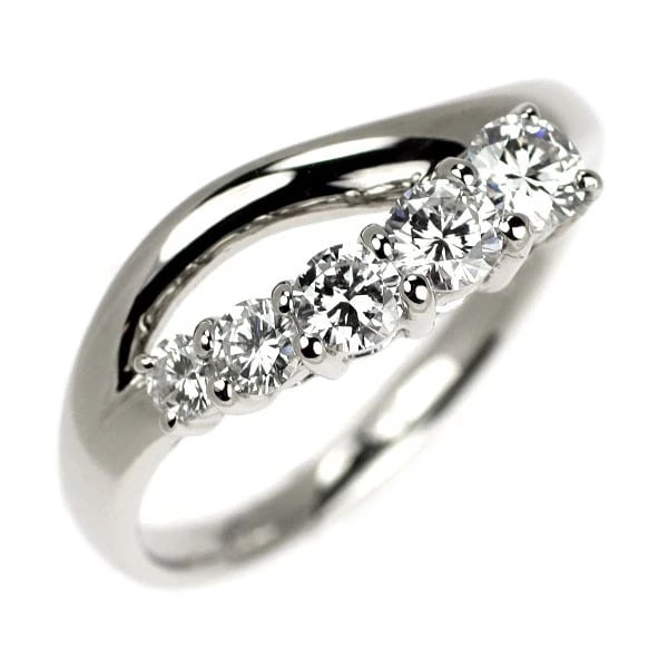 PT900 DIAMOND RING: Pt900 diamond ring Brand: None Type/Style: Ring Material: Pt900, Main Stone Natural Color: None Size: 5.25 US Accessories: None Accessories Notice: When purchasing pre-owned goods, please refer to