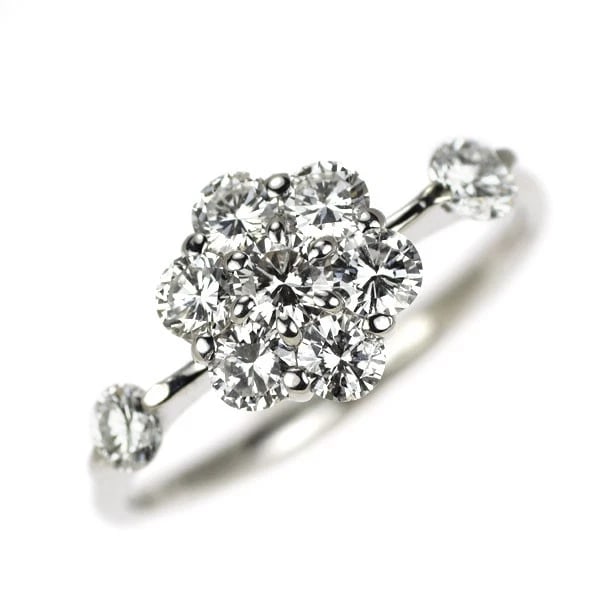 PT900 DIAMOND RING: Pt900 diamond ring Brand: None Type/Style: Ring Material: Pt900, Main Stone Natural Color: None Size: 5.25 US Accessories: None Accessories Notice: When purchasing pre-owned goods, please refer to