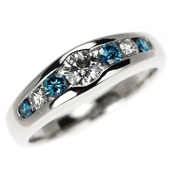PT900 COLLARLESS/TREAT BLUE DIAMOND RING: Pt900 Collarless/Treat Blue Diamond Ring Brand: None Type/Style: Ring Material: Pt900, Main Stone Natural Color: None Size: 4.5 US Accessories: None Accessories Notice: When purchasing pre-owned