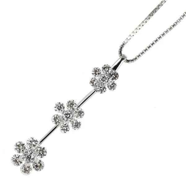 K18WG FLOWER DIAMOND PENDANT NECKLACE: K18WG Flower Diamond Pendant Necklace Brand: None Type/Style: pendant necklace Material: K18WG, Main Stone Natural Color: WG Size: Chain Length 45.5cm Accessories: None Accessories Notice: When