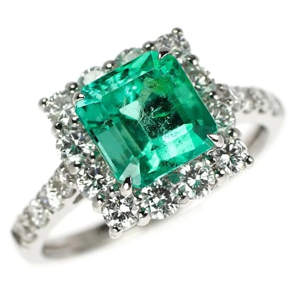 PT950 EMERALD DIAMOND RING: Pt950 emerald diamond ring Brand: None Type/Style: Ring Material: Pt900, Main Stone Emerald Color: None Size: 6 US Accessories: None Accessories Notice: When purchasing pre-owned goods, please refer