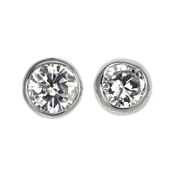 PT900/ PT950 DIAMOND EARRINGS: Pt900/ Pt950 Diamond Earrings Brand: None Type/Style: piercing Material: Pt900/ Pt950, Main Stone Natural Color: Pt Size: Length/Width/Diameter 5.5 Accessories: None Accessories Notice: When