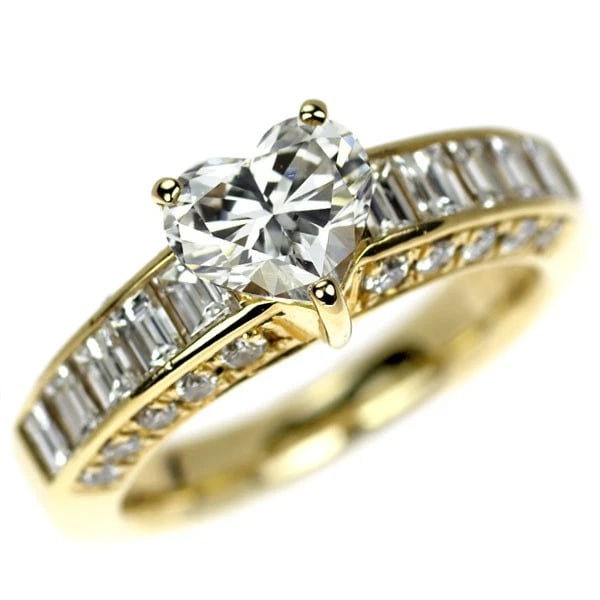 K18YG HEART SHAPE DIAMOND RING: K18YG Heart Shape Diamond Ring Brand: None Type/Style: Ring Material: K18YG, Main Stone Natural Color: YG Size: 5.5 - 5.75 US Accessories: None Accessories Notice: When purchasing pre-owne