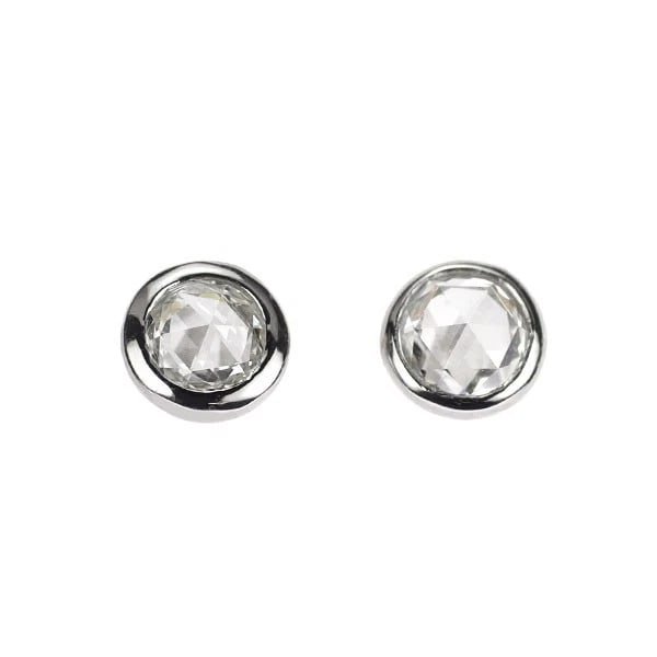 PT900 ROSE CUT DIAMOND EARRINGS: Pt900 Rose Cut Diamond Earrings Brand: None Type/Style: piercing Material: Pt900, Main Stone Natural Color: Pt Size: Length/Width/Diameter 4.6 Accessories: None Accessories Notice: When purchasing