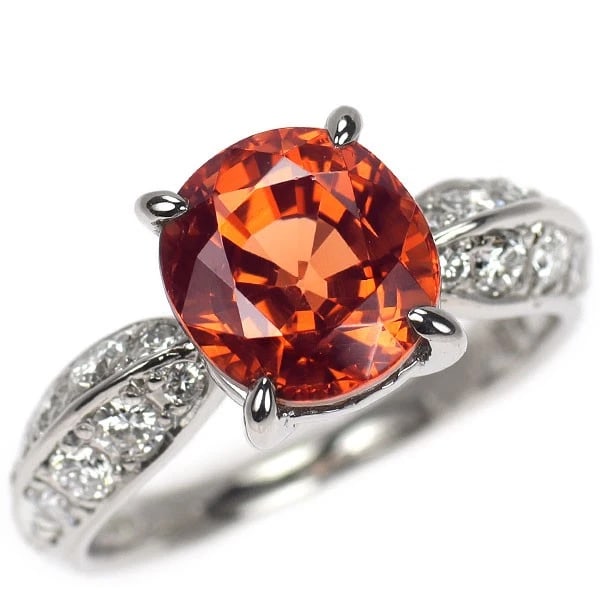 PT900 GARNET DIAMOND RING: Pt900 garnet diamond ring Brand: None Type/Style: Ring Material: Pt900, Main Stone Natural Color: None Size: 5.5 - 5.75 US Accessories: None Accessories Notice: When purchasing pre-owned goods,