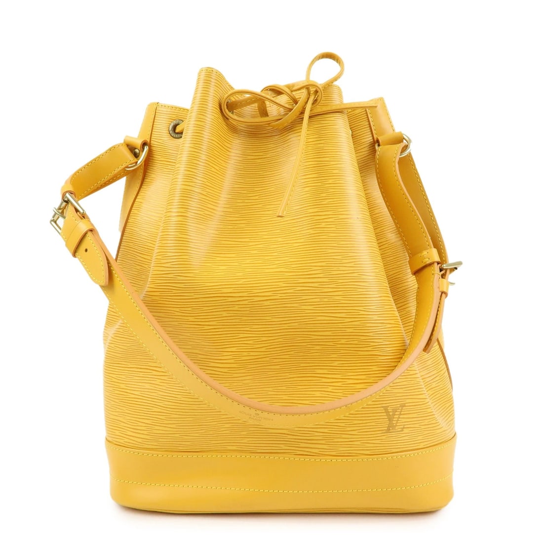 LOUIS VUITTON EPI NOE LEATHER SHOULDER BAG: Louis Vuitton Epi Noe Leather Shoulder Bag Brand: Louis Vuitton Type/Style: Shoulder Bag Material: Epi leather Color: Tassili Yellow Size: W27cm(10.63inch)H33.5cm(13.19inch)D20cm(7.87inch) Accesso