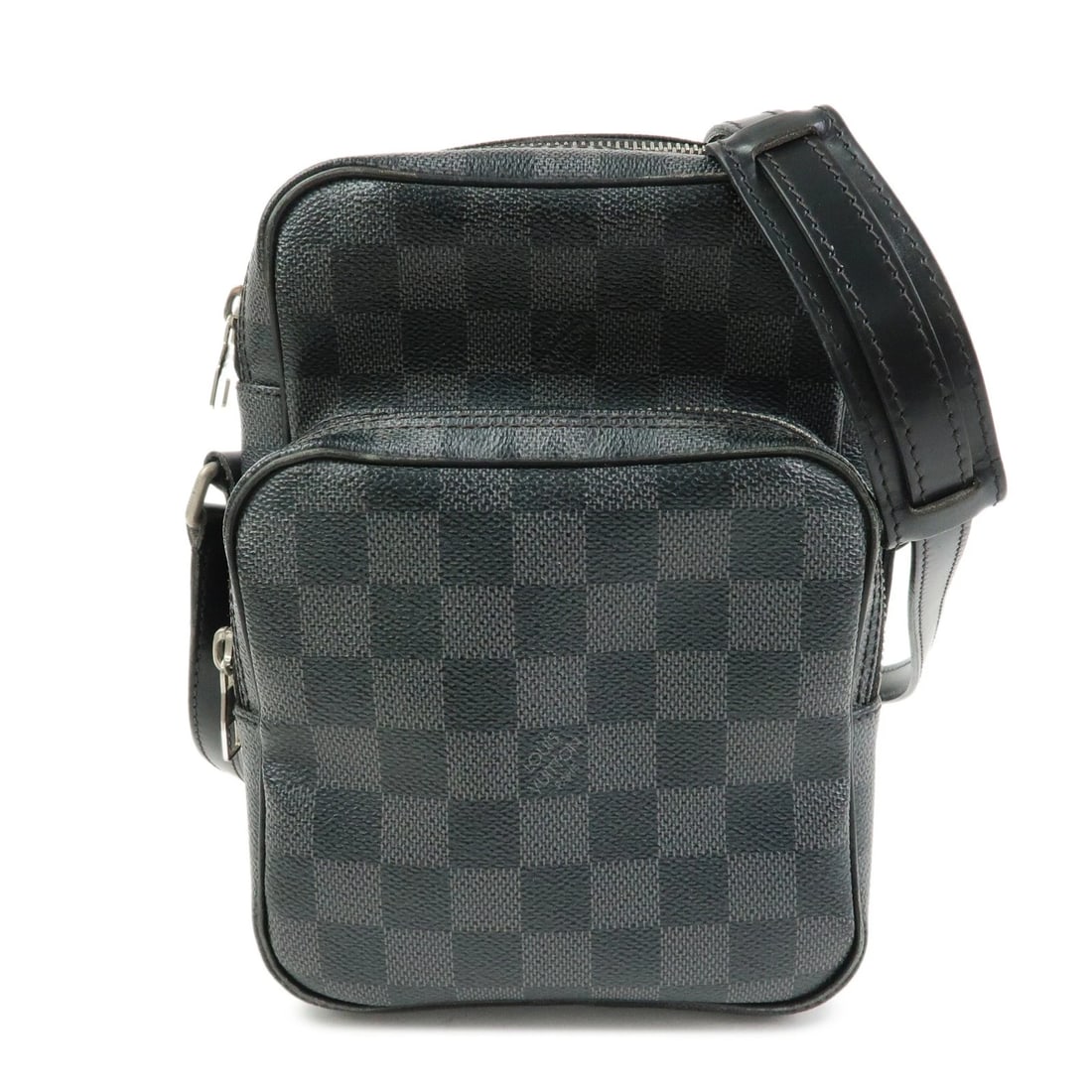 LOUIS VUITTON DAMIER GRAPHITE REM SHOULDER BAG: Louis Vuitton Damier Graphite Rem Shoulder Bag Brand: louis vuitton Type/Style: Shoulder Bag Material: Damier Canvas, Leather Color: Damier Graphite Size: W?21cm(8.27inch)H?20cm(7.87inch)D?8.5cm(3.35i