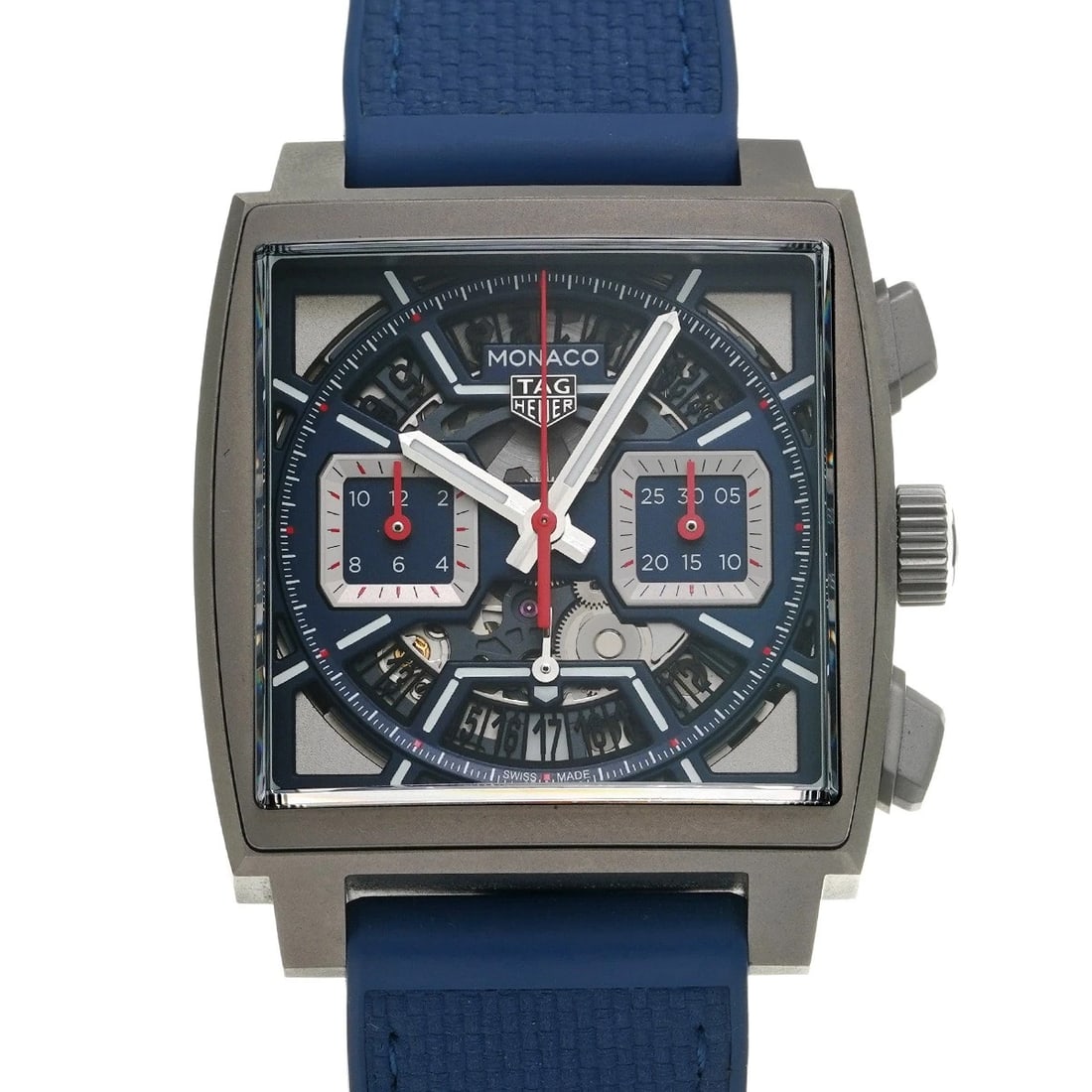 TAG HEUER MONACO SKELETON/BLUE / SILVER WATCH: TAG HEUER Monaco skeleton/Blue / Silver Watch Brand: TAG HEUER Type/Style: Wristwatch Material: Band Material rubber, Case Material titanium Color: Dial Color skeleton Size: Case Size H/about 39mm