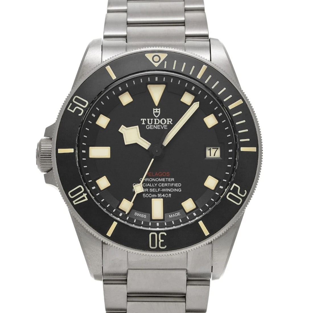 TUDOR PELAGOS BLACK WATCH: TUDOR Pelagos black Watch Brand: TUDOR Type/Style: Wristwatch Material: Band Material Titanium, Case Material Titanium Color: Dial Color Dial Color Black Band Color Gray Case Color Silver Size: Case S