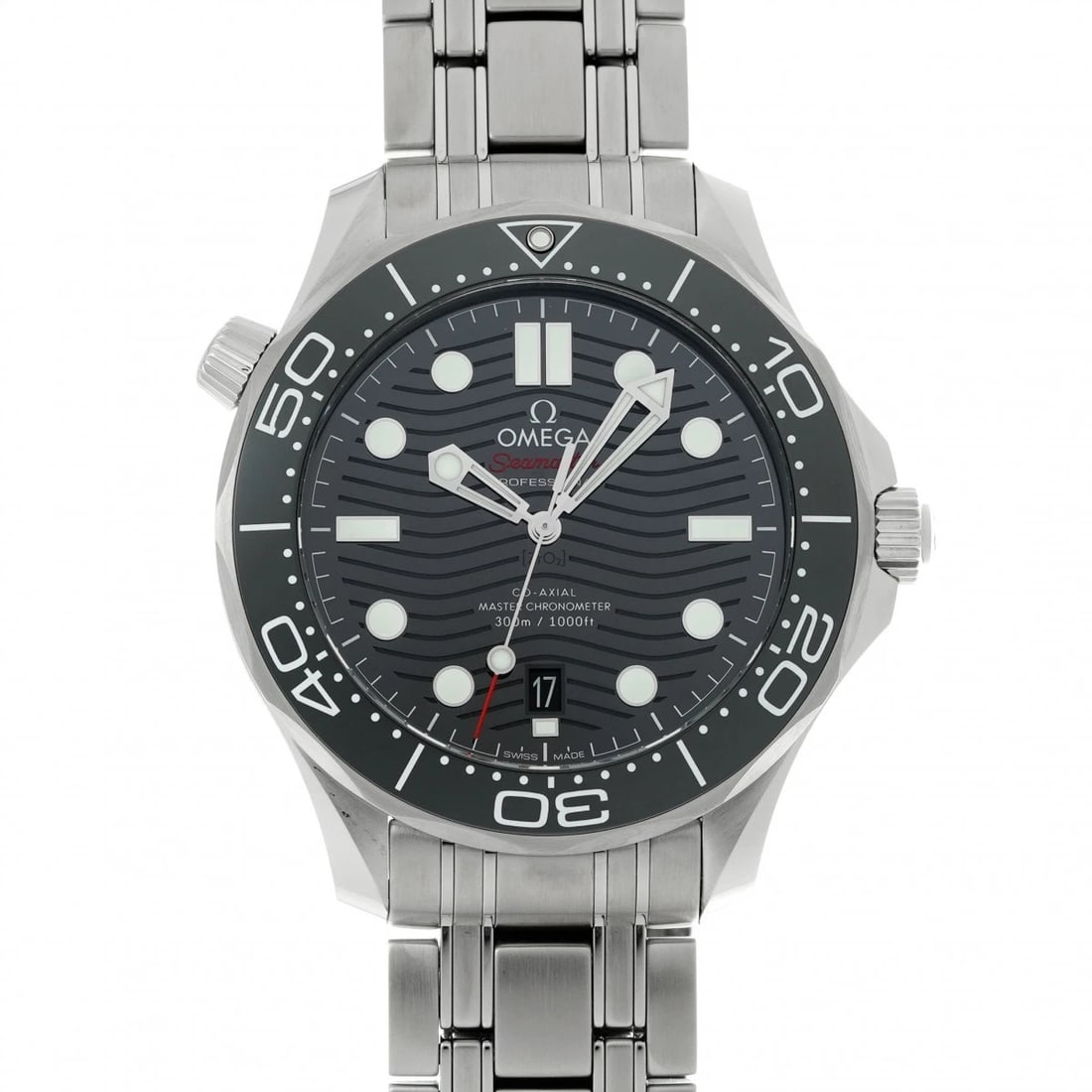 OMEGA SEAMASTER DIVER CO-AXIAL MASTER CHRONOMETER WATCH: OMEGA Seamaster Diver Co-axial Master Chronometer Watch Brand: OMEGA Type/Style: Wristwatch Material: Band Material Stainless Steel, Case Material Stainless Steel Color: Dial Color Dial Color Black