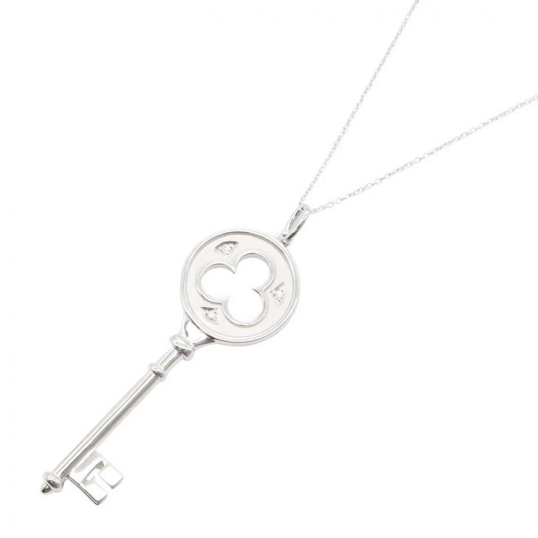 TIFFANY?CO CLOVER KEY PENDANT DIAMOND NECKLACE: TIFFANY?CO Clover Key Pendant Diamond Necklace Brand: TIFFANY?CO Type/Style: Necklace Material: K18WG?White Gold?, Color: Silver Size: Size Neck rotation?90.5cm(35.6") Motif W?18mm x H?57mm(0.7" x