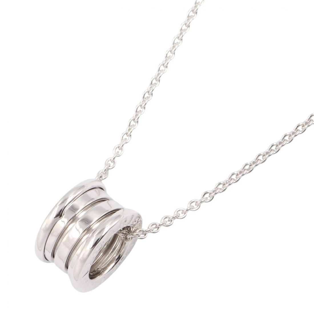 BVLGARI B-ZERO1 NECKLACE PENDANT: BVLGARI B-zero1 Necklace Pendant Brand: BVLGARI Type/Style: Necklace Material: K18WG?White Gold?, Color: Silver Size: Size Neck rotation?41cm(16.1") Motif W?9mm x H?15mm(0.4" x 0.6") Accessories: