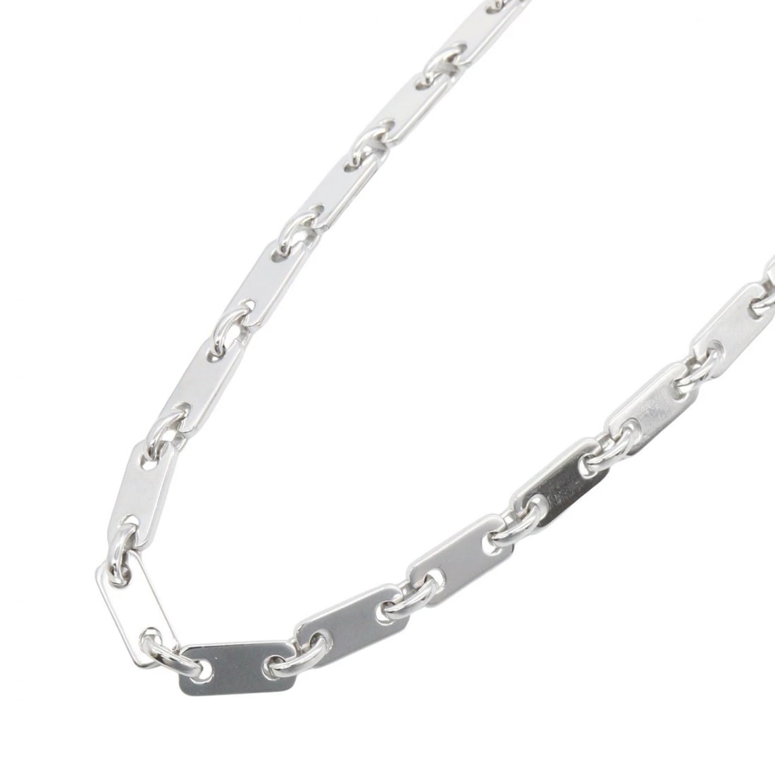 CARTIER FIGARO CHAIN NECKLACE18KWG: CARTIER Figaro Chain Necklace18KWG Brand: CARTIER Type/Style: Necklace Material: K18WG?White Gold?, Color: Silver Size: Size Neck rotation?47.5cm(18.7") Accessories: None Accessories Notice: When