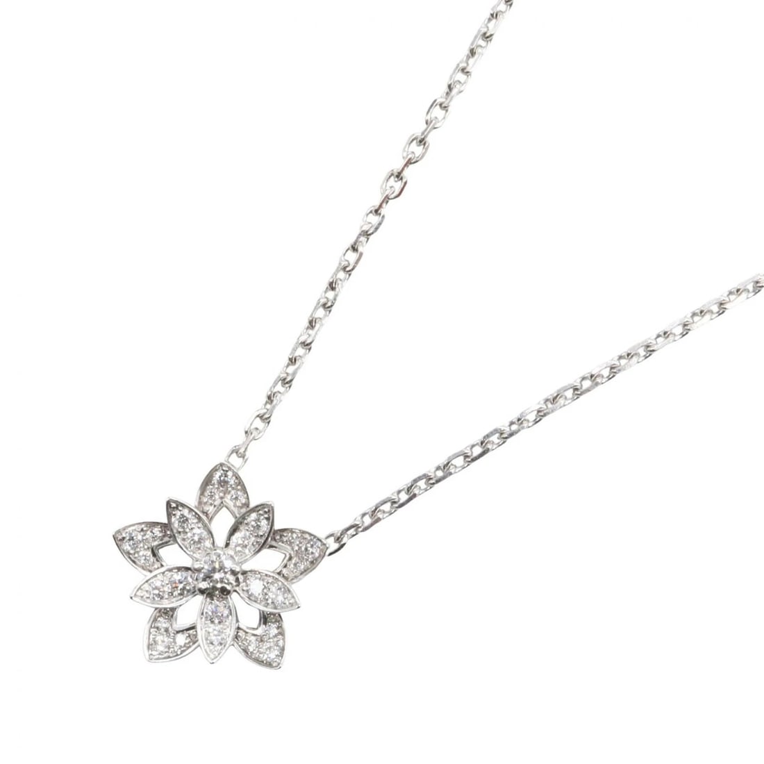 VAN CLEEF & ARPELS LOTUS DIAMOND MINI NECKLACE: Van Cleef & Arpels Lotus Diamond Mini Necklace Brand: Van Cleef & Arpels Type/Style: Necklace Material: K18WG?White Gold?, Color: Silver Size: Size Neck rotation?38/42.5cm(15.0") Motif W?11mm x