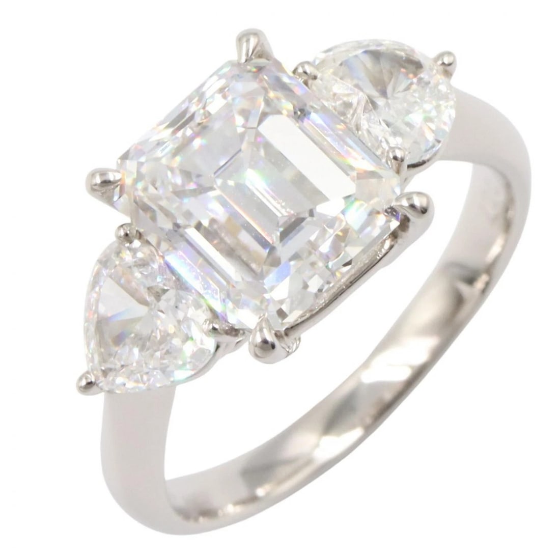 JEWELRY DIAMOND RING (1 of 4)